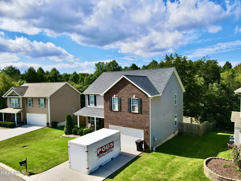 5823 Apple Valley Dr, Knoxville, TN 37924