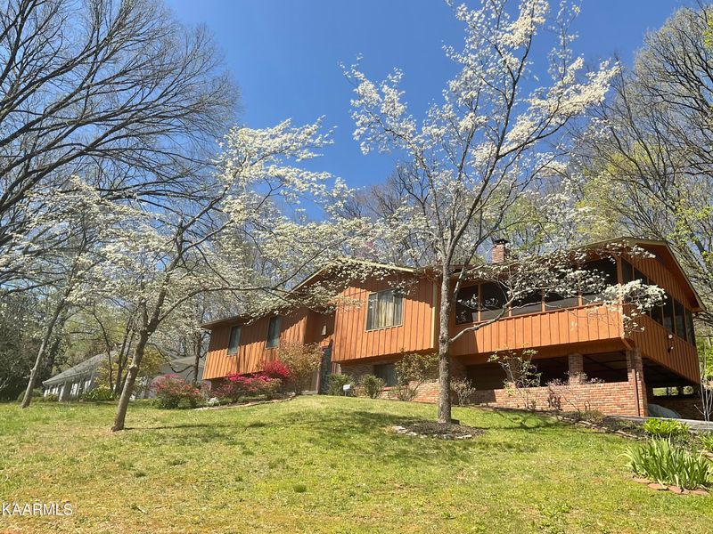 5825 Marilyn Dr, Knoxville, TN 37914