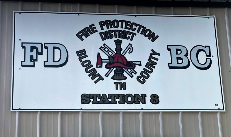 5831 Flats Rd, Tallassee, TN 37878
