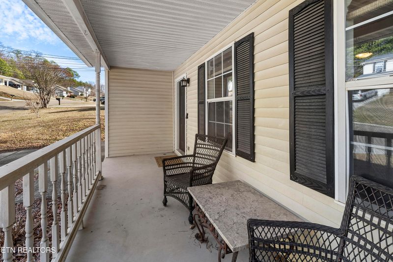 5836 Windtree Ln, Knoxville, TN 37921