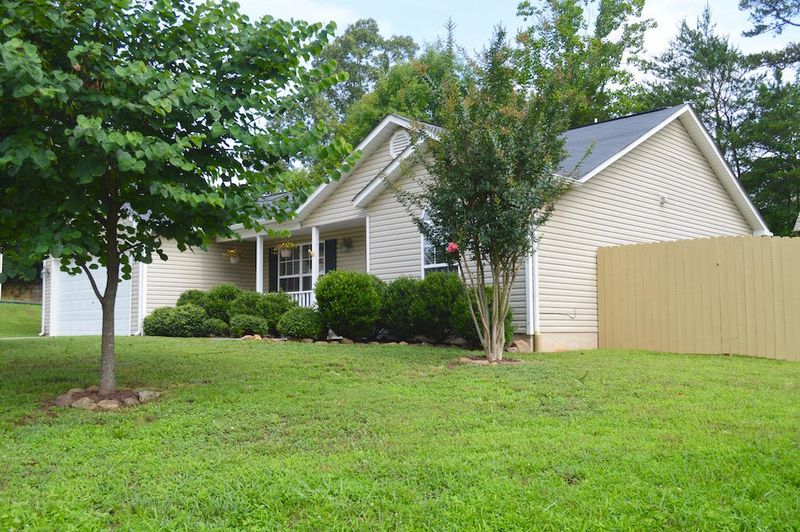 5841 Pine Needle Ln, Knoxville, TN 37921