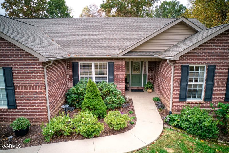 5846 Hutton Ridge Rd, Maryville, TN 37801