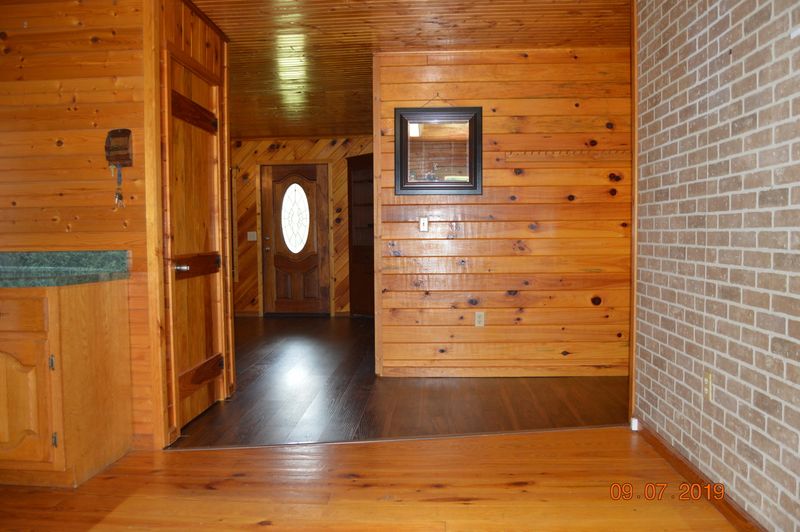 585 Epperson Rd, Tellico Plains, TN 37385