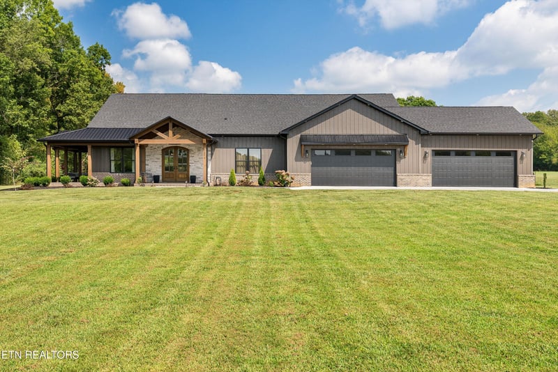 5854 Craigs Chapel Rd, Greenback, TN 37742