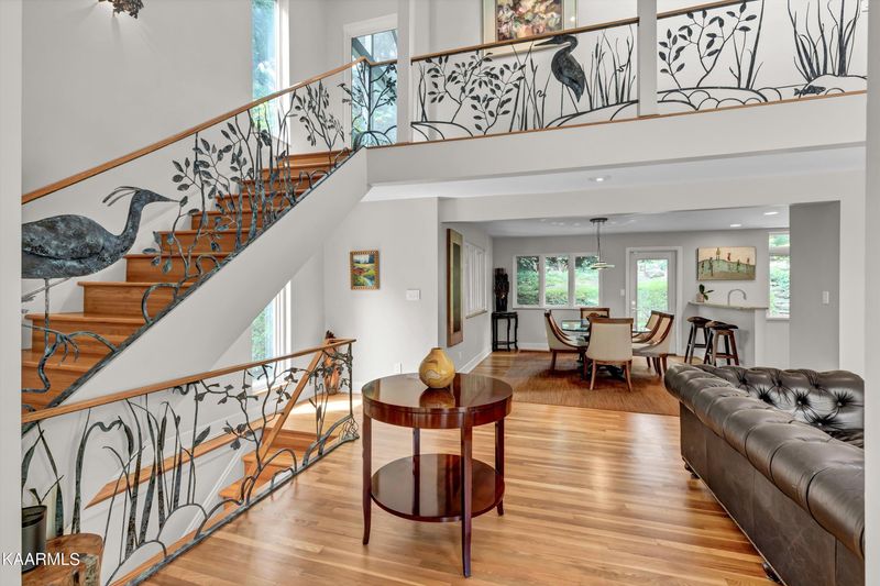 586 Arrowhead Tr, Knoxville, TN 37919