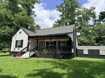586 Rugby Hwy, Robbins, TN 37852