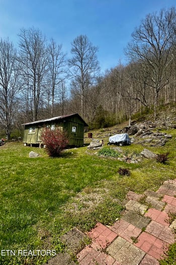 5872 New River Hwy, Briceville, TN 37710