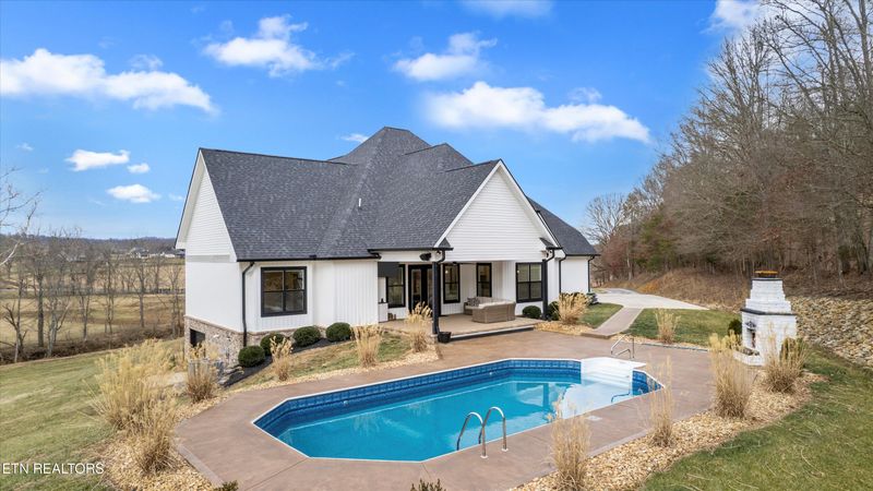 589 Loposser Hollow Rd, Seymour, TN 37865
