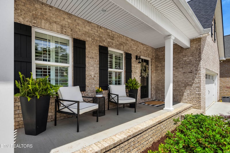 589 Timberline Dr, Lenoir City, TN 37772