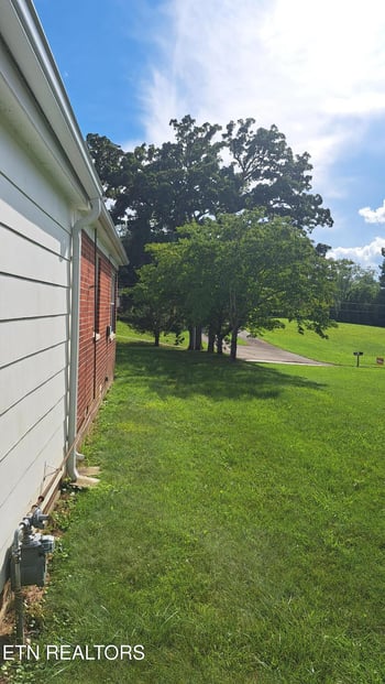 59 Brown Ave, Crossville, TN 38555