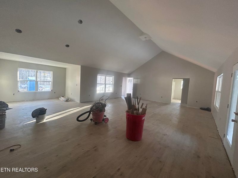 59 C C Rd, Monterey, TN 38574