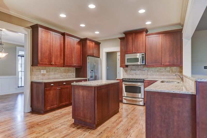 590 Bobcat Run Dr, Loudon, TN 37774