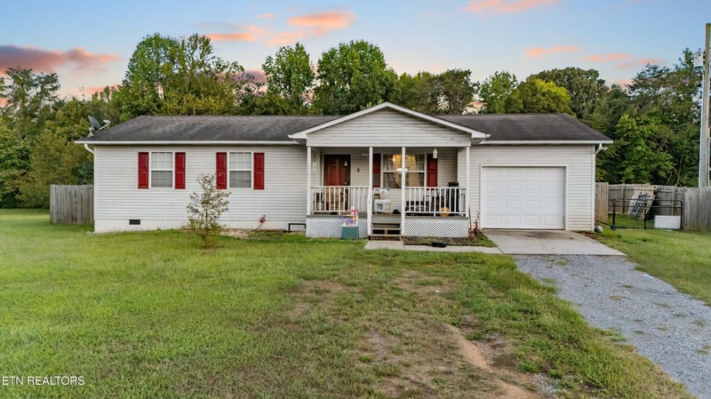 590 Old Slag Rd, Vonore, TN 37885