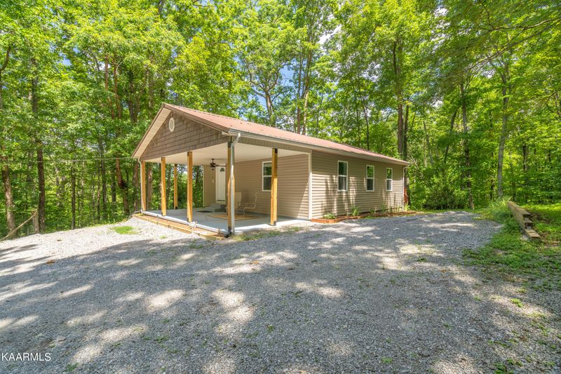 590 Riden Rd, Greenback, TN 37742