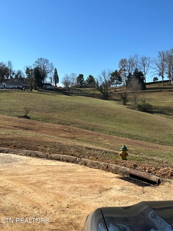 590 River Rd, Loudon, TN 37774