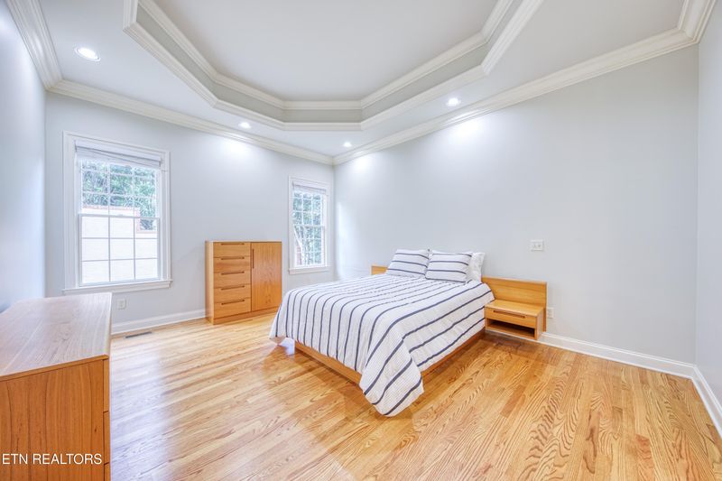 590 Timberline Dr, Lenoir City, TN 37772