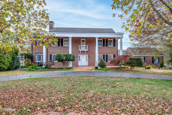 5900 Holston Hills Rd, Knoxville, TN 37914