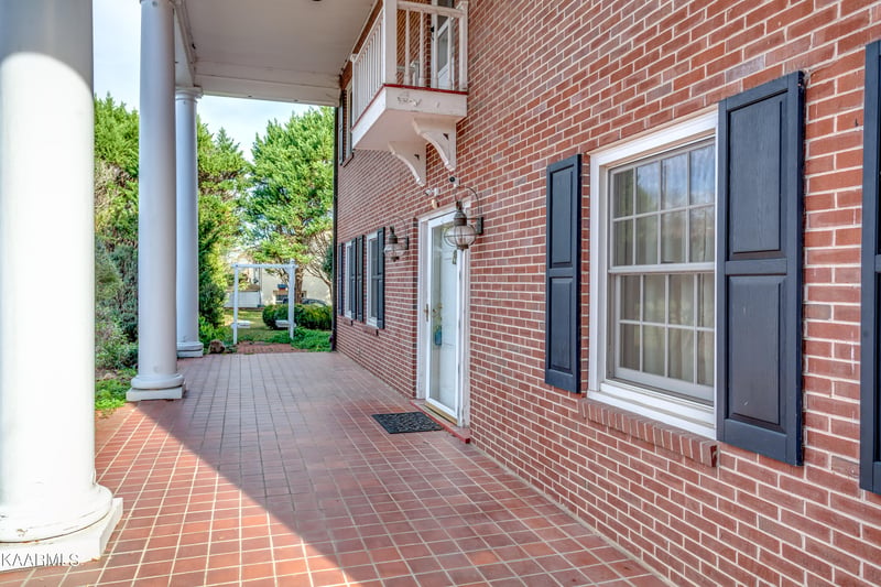 5900 Holston Hills Rd, Knoxville, TN 37914