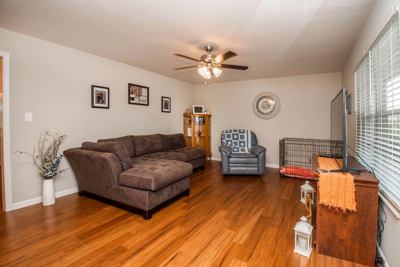 5904 Wilkerson Rd, Knoxville, TN 37921