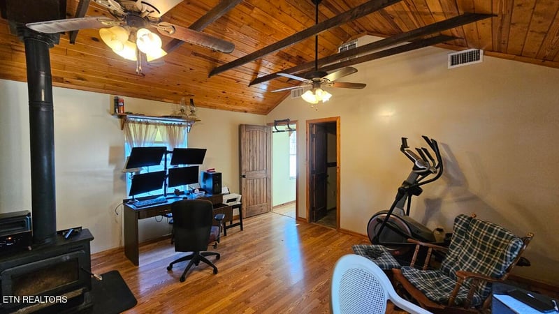 5908 Happy Valley Rd, Tallassee, TN 37878