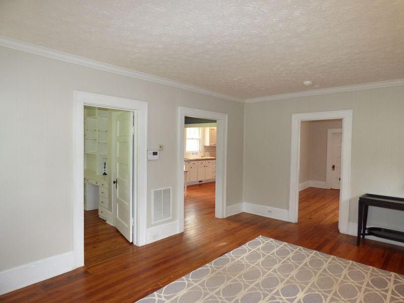 5908 Medlin Heights Rd, Knoxville, TN 37918