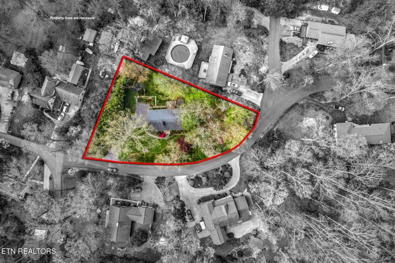 5909 Weems Rd, Knoxville, TN 37918