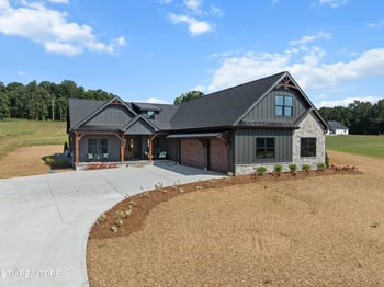 5910 John Dr, Greenback, TN 37742