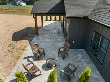 5910 John Dr, Greenback, TN 37742