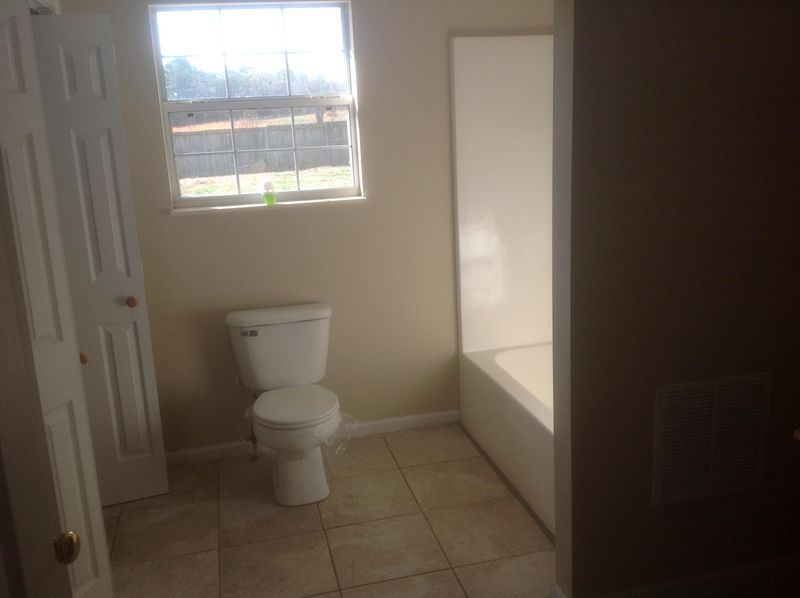 5912 Old Niles Ferry Pike, Greenback, TN 37742