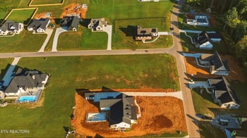5913 John Dr, Greenback, TN 37742