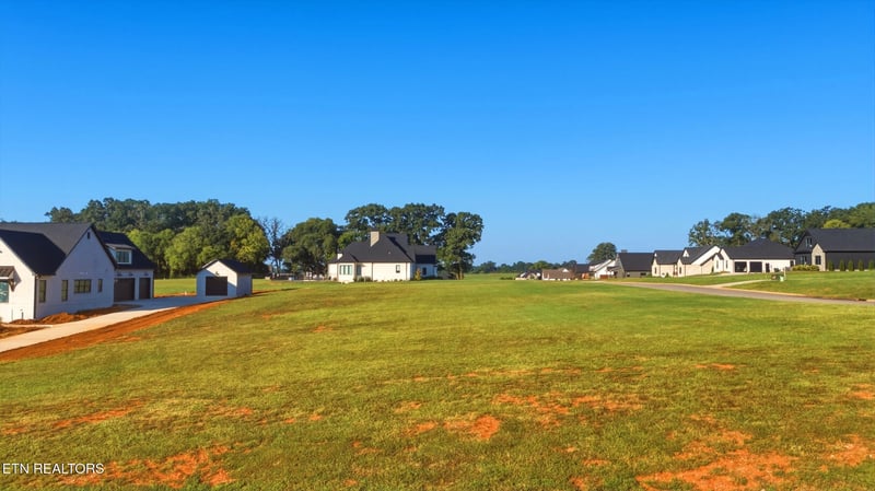 5913 John Dr, Greenback, TN 37742