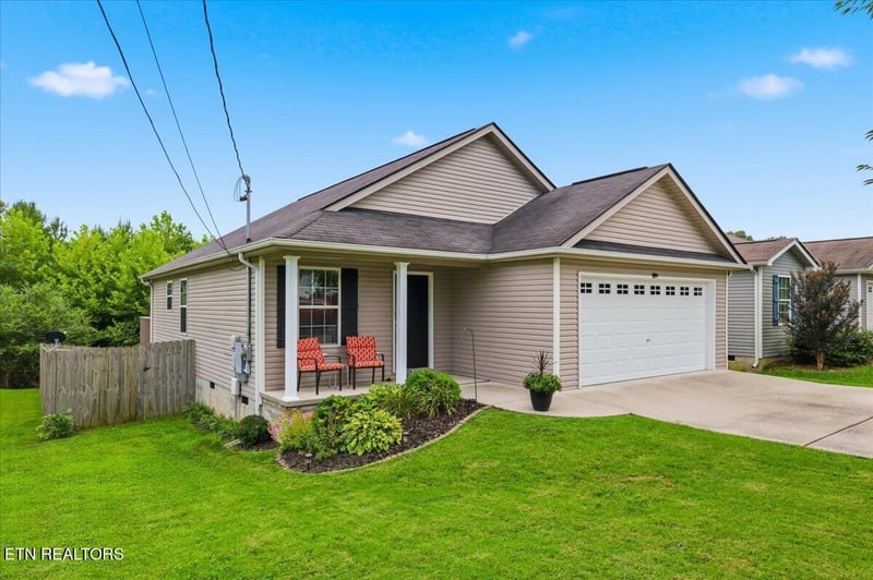 5914 Creekhead Dr, Knoxville, TN 37909