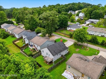 5914 Creekhead Dr, Knoxville, TN 37909