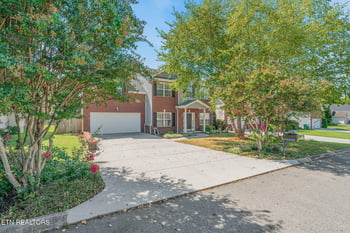 5914 Gray Gables Dr, Knoxville, TN 37931