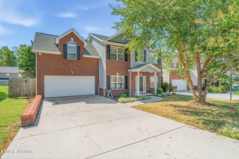 5914 Gray Gables Dr, Knoxville, TN 37931