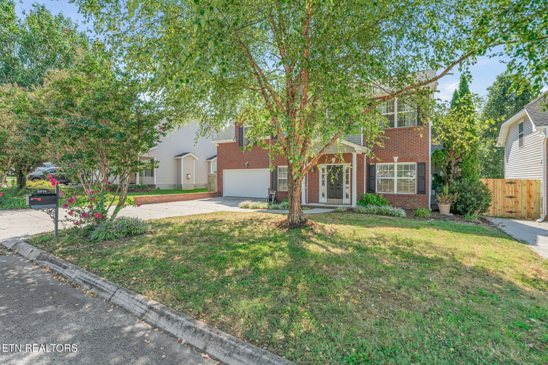 5914 Gray Gables Dr, Knoxville, TN 37931
