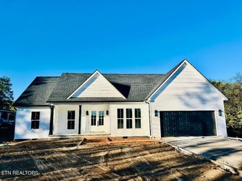 5915 Nature Ln, Knoxville, TN 37912