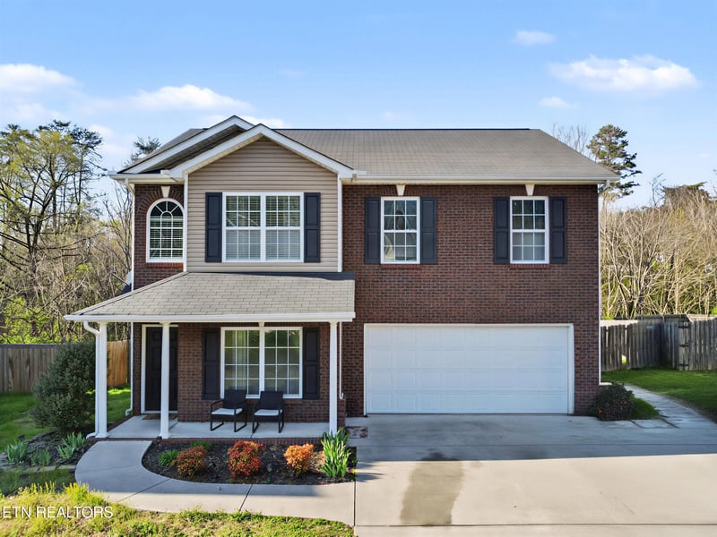 5917 Apple Valley Dr, Knoxville, TN 37924