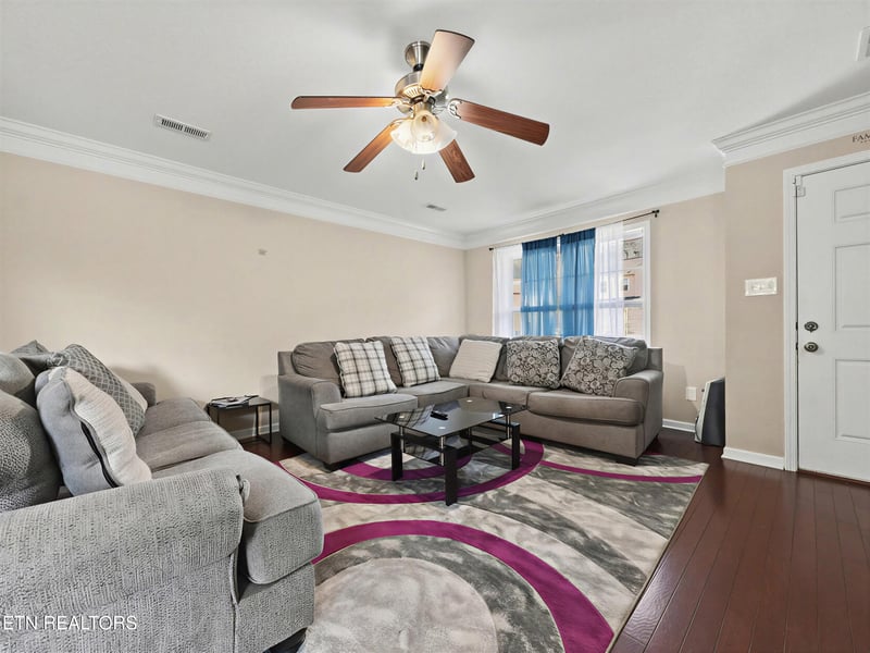 5917 Apple Valley Dr, Knoxville, TN 37924