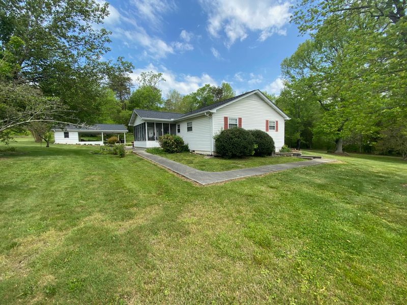 5917 Ball Rd, Knoxville, TN 37931