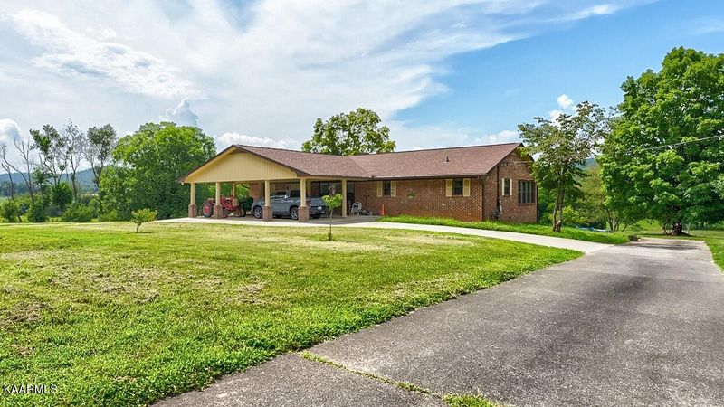 5917 Nails Creek Rd, Seymour, TN 37865