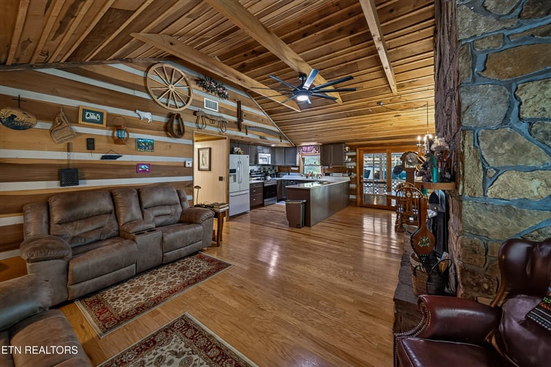 5919 Atkins Rd, Knoxville, TN 37918