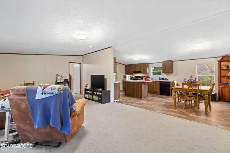 5925 Brights Pike, Russellville, TN 37860