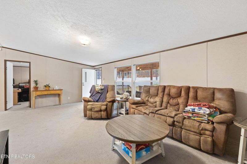 5925 Brights Pike, Russellville, TN 37860