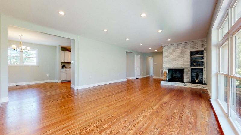 5934 Holston Hills Rd, Knoxville, TN 37914