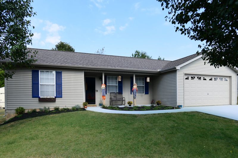 5937 David Johnson Rd, Knoxville, TN 37918