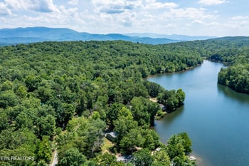 5940 Flats Rd, Tallassee, TN 37878