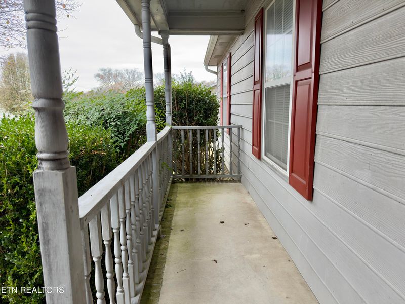 5947 Aruba Ln, Knoxville, TN 37921