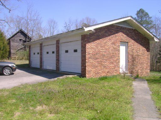 595 Co Rd 740, Riceville, TN 37370