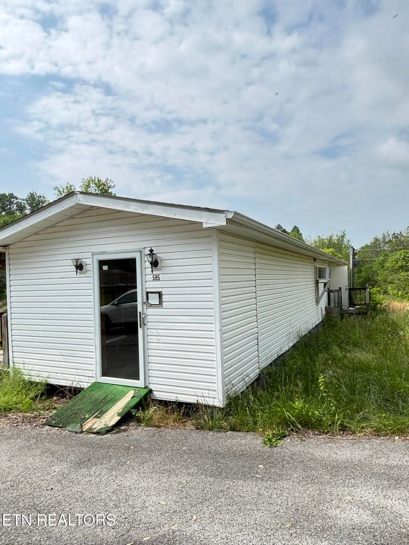 595 Cross Rd, Bean Station, TN 37708